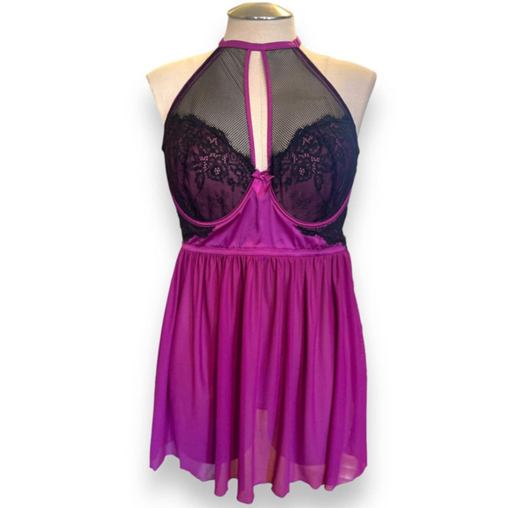 Torrid Plus‎ Size 2 Purple/Black Fishnet & Mesh Choker Neck Underwire Chemise